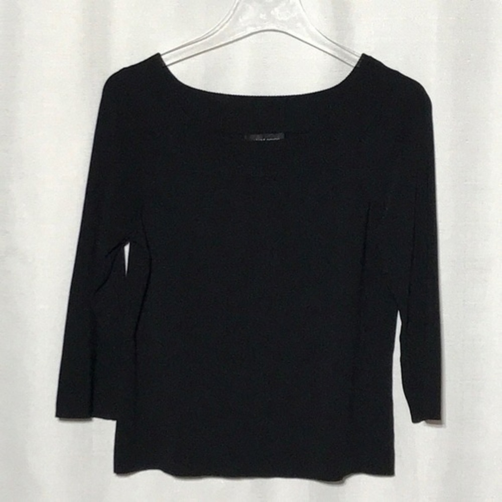 Cable & Gauge Black Long Sleeve Top